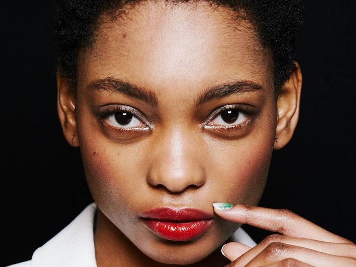 7 Lip Gloss Tips Everyone Should Know