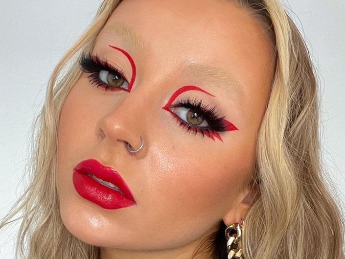 The Best Faux-Bleached Brow Tutorials On the Internet