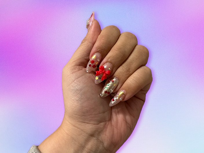 Junk nails selfie on a collage 