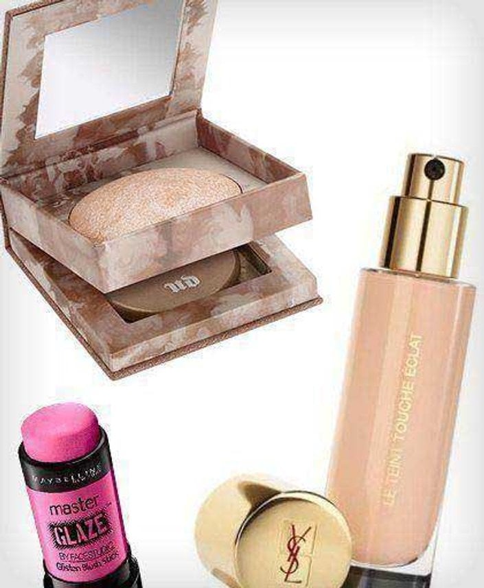 How to Master the Dewy Look Without Looking Greasy